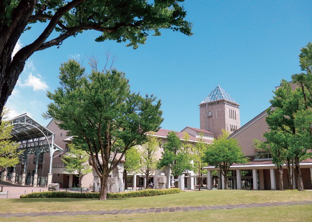 東京都立大学校舎